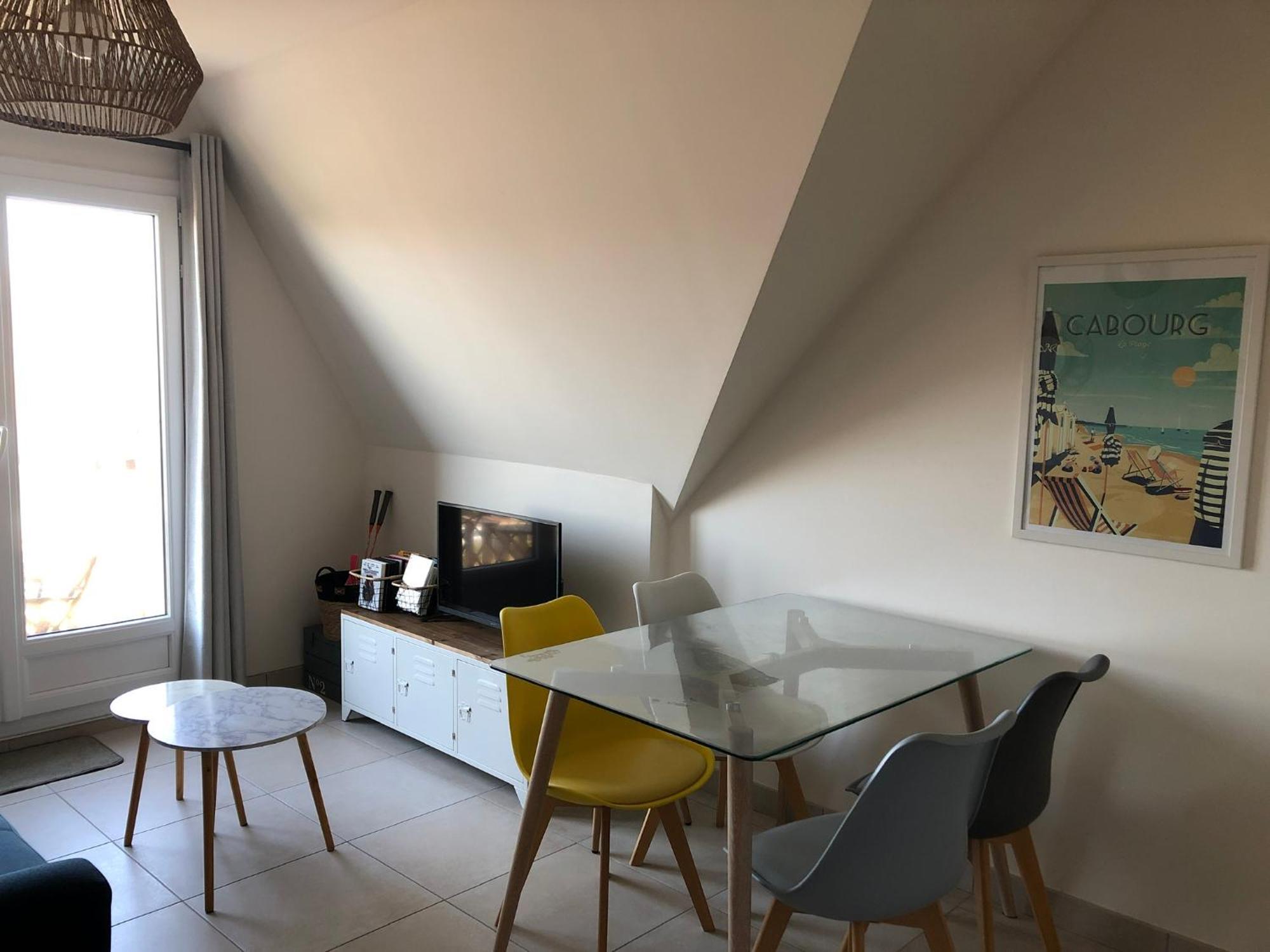 Le Petit Navire - Acces Direct Plage Cabourg Exterior photo